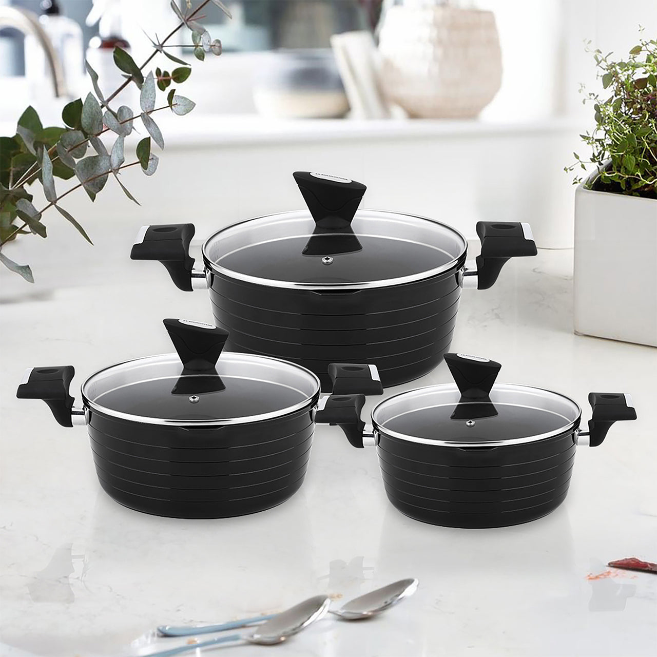 6 Piece Black Monheim Non-Stick Aluminium Cookware Set