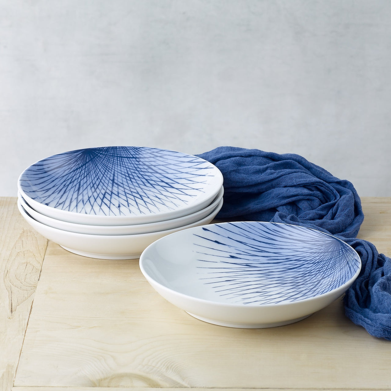 Hanabi 23cm Porcelain Pasta Bowls (Set of 4)